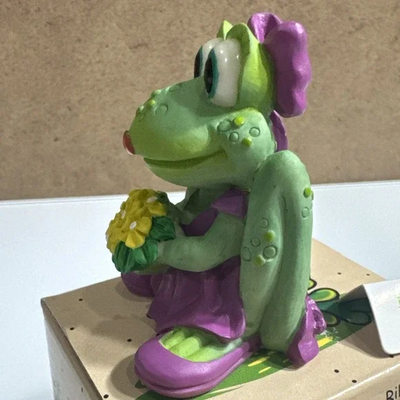 1999 - Sprogz Frog Frog's Maid - SG 211 - Munro - Bridesmaid - Wedding NEW 2.5" - Picture 5 of 6